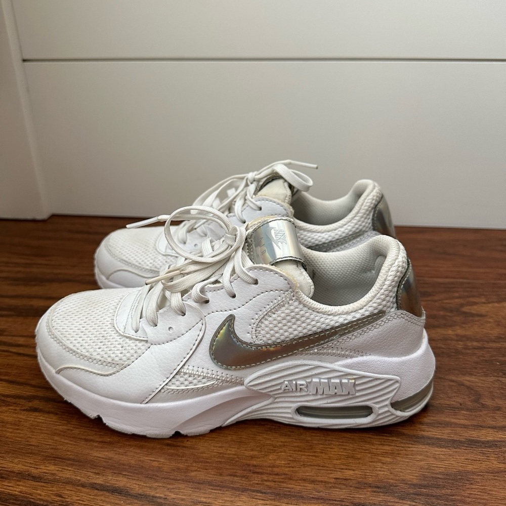 Women’s White Nike Air Max,  size 5